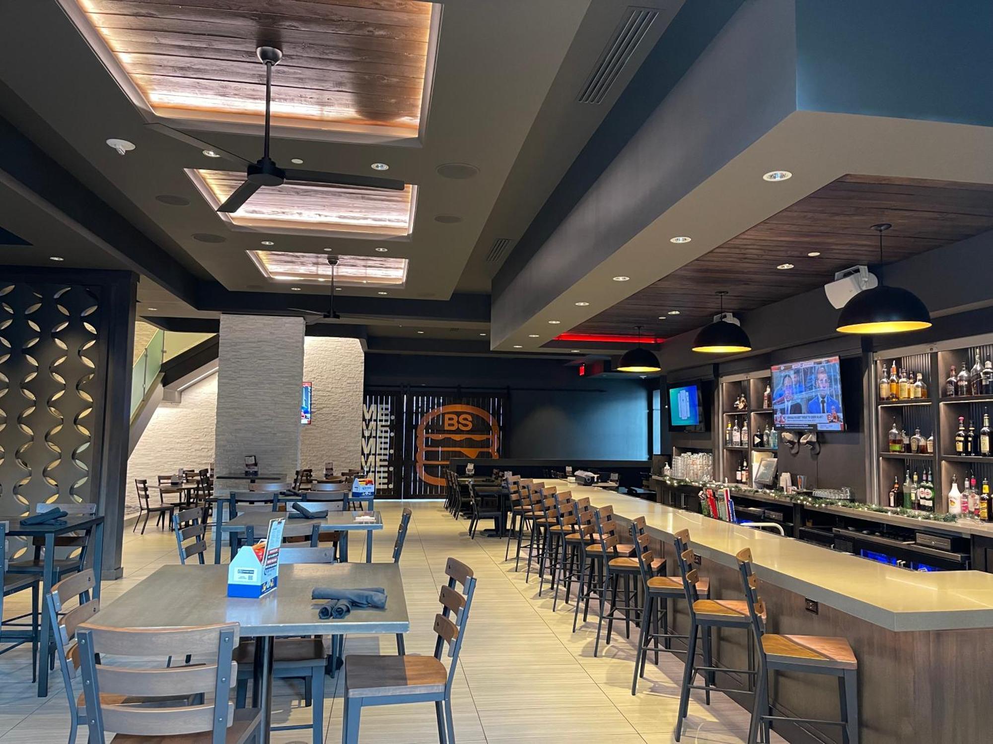 堪萨斯城/奥拉西希尔顿尊盛酒店 外观 照片